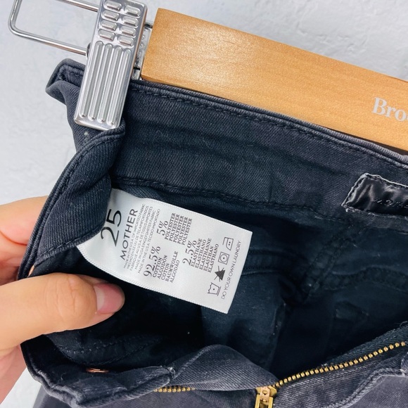 MOTHER The Looker Crop Nine Lives Black Denim Skinny Jeans Size 25 - Picture 4 of 9